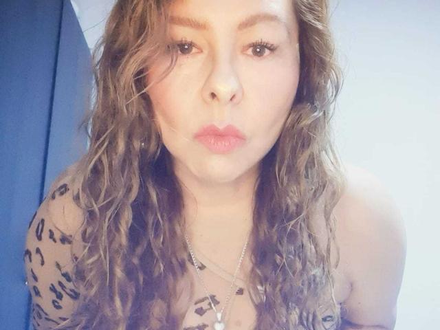 MiaAmoretti - Porno na żywo i seks kamera - 28473470