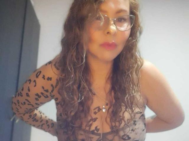 MiaAmoretti - Live sex cam - 28473482