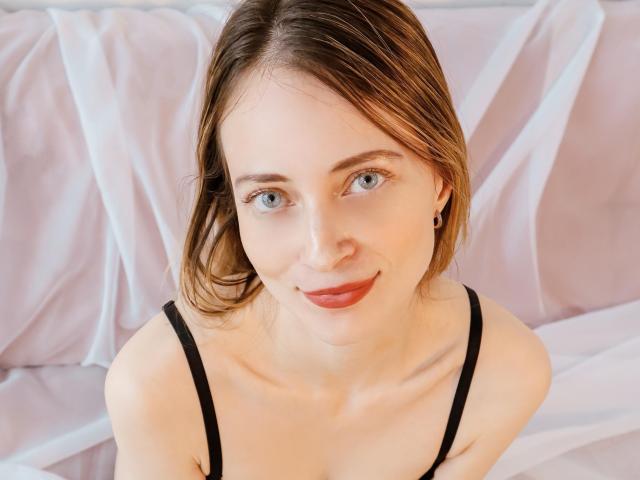 AmbeerWood - Live sex cam - 28474736