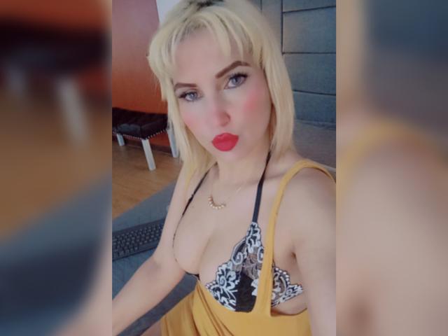 GiuliaAddams - Live porn &amp; sex cam - 28474952