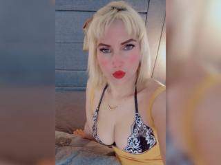GiuliaAddams - Live porn &amp; sex cam - 28474955
