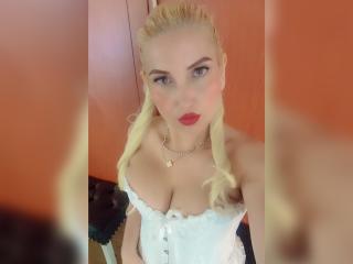 GiuliaAddams - Live porn &amp; sex cam - 28474973