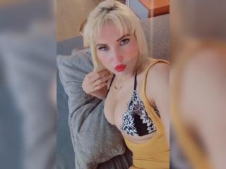 GiuliaAddams - Live porn &amp; sex cam - 28475024