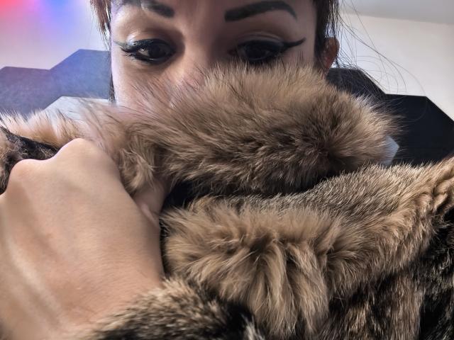 OrianaLaFrancaise - Live porn &amp; sex cam - 28476344