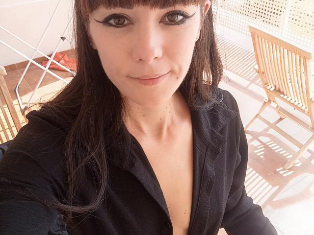 OrianaLaFrancaise - Live porn &amp; sex cam - 28482110