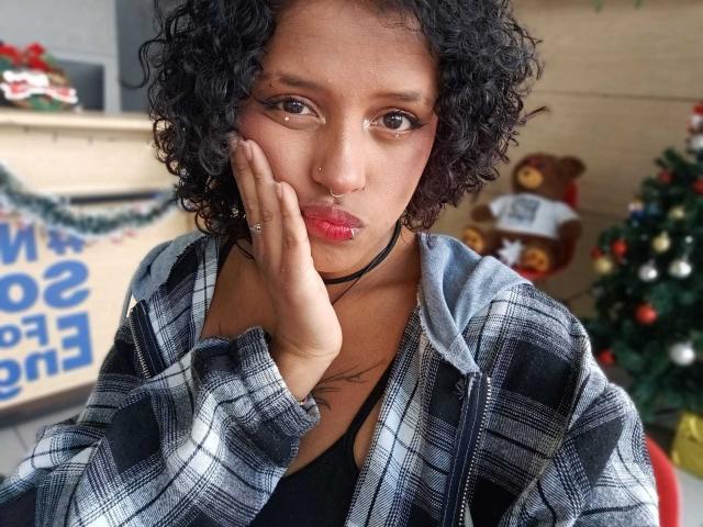 LunaKeller - Live sex cam - 28484303