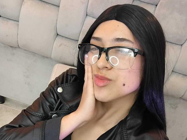 MichaelaMistress - Live porn &amp; sex cam - 28485116