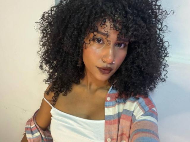 CinthiaWalker - ライブポルノ&amp;セックスカム - 28485185