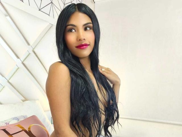 ClarisCampbell - Live sex cam - 28489340