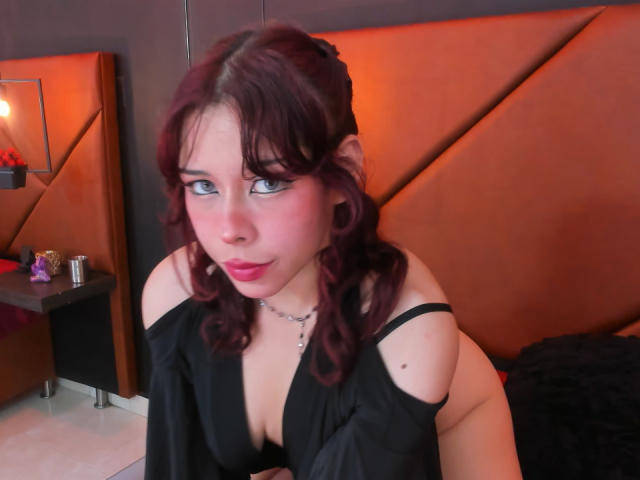 SavanahReed - 라이브 포르노 &amp; 섹스 캠 - 28490243