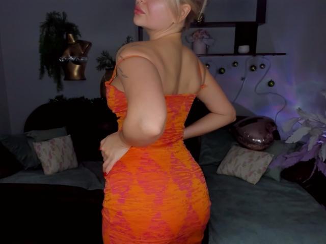 EvaAdderiy - Live Sex Cam - 28490378