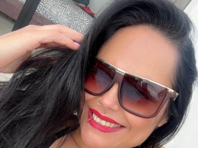 CharlotteCrofort - Live sex cam - 28491410