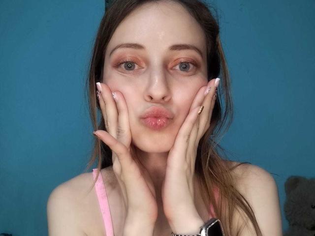 AmbeerWood - Live sex cam - 28494173