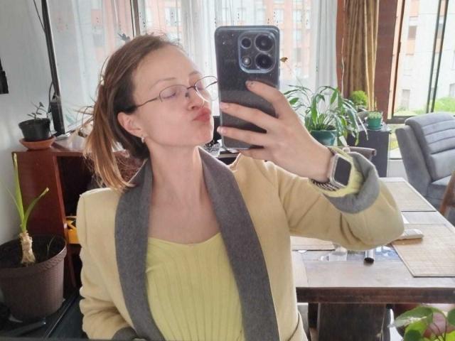 AmbeerWood - Camera khiêu dâm &amp; quyến rũ trực tiếp - 28494179