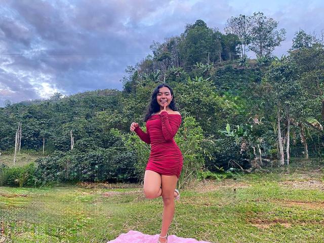 JuliaBennett - Live sex cam - 28495223