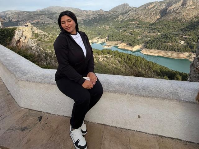 AbrilLuxurie - Live sex cam - 28495814