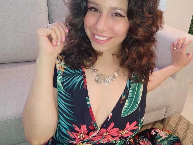 SarahWelinton - Live porn &amp; sex cam - 28496600