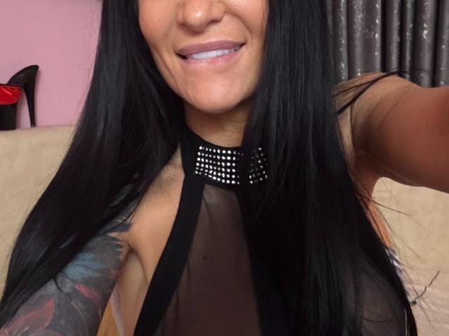 AndraD - Live Sex Cam - 28497611