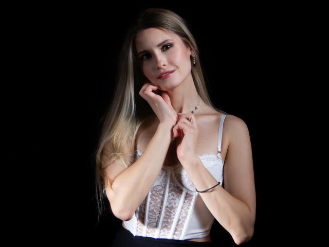 CatrinLips - Live sexe cam - 28500959