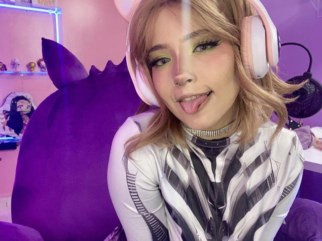 CarlaMiceli - Live sex cam - 28501079