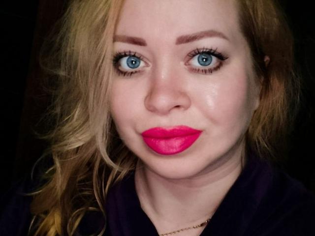 OliviaVerr - Live sexe cam - 28501364