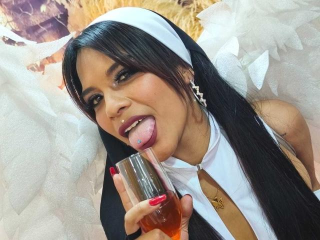 MiaBellucci - Live porn &amp; sex cam - 28503686