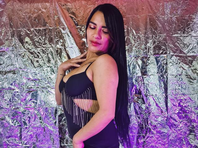 MiaBellucci - Sexe cam en vivo - 28504544