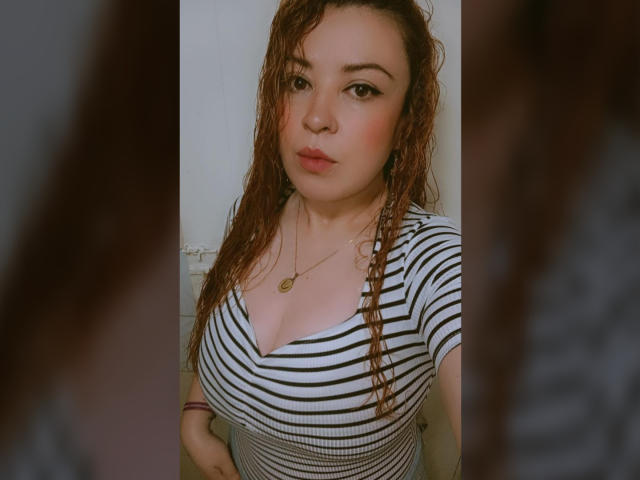 RosseHot69 - Live sex cam - 28505405