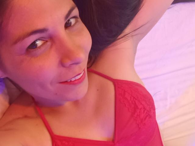 EliseBell - Live sexe cam - 28505624