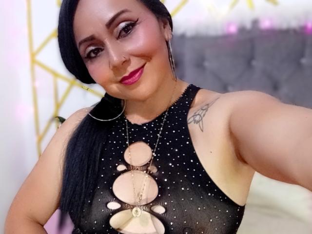 Zaria69 - Live sex cam - 28505945