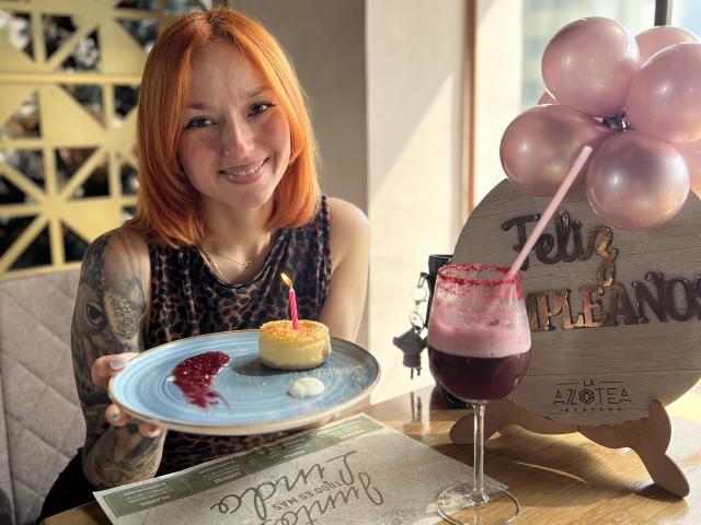 LyssaRou - сексуальная веб-камера в реальном времени - 28509428