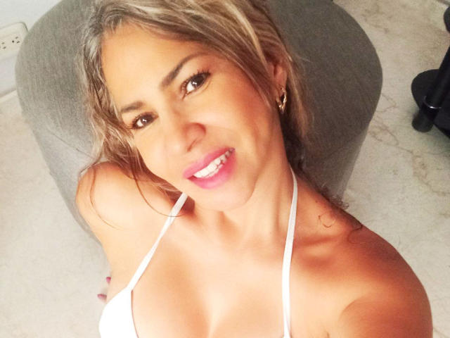 BrigiteWalsh - Sexe cam en vivo - 28510289