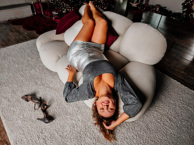 SallyVerda - сексуальная веб-камера в реальном времени - 28511111