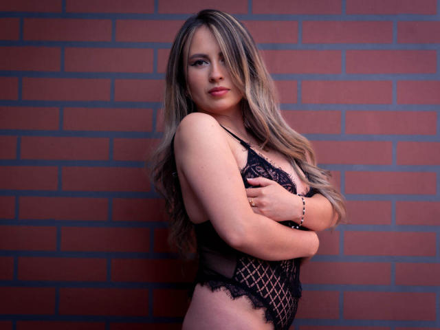 AmiiRosse - Sexe cam en vivo - 28515299