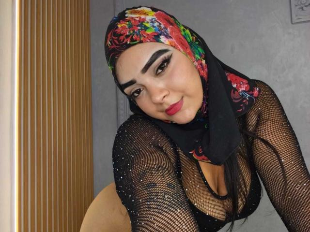 InayaKhalifa - Live sex cam - 28518038