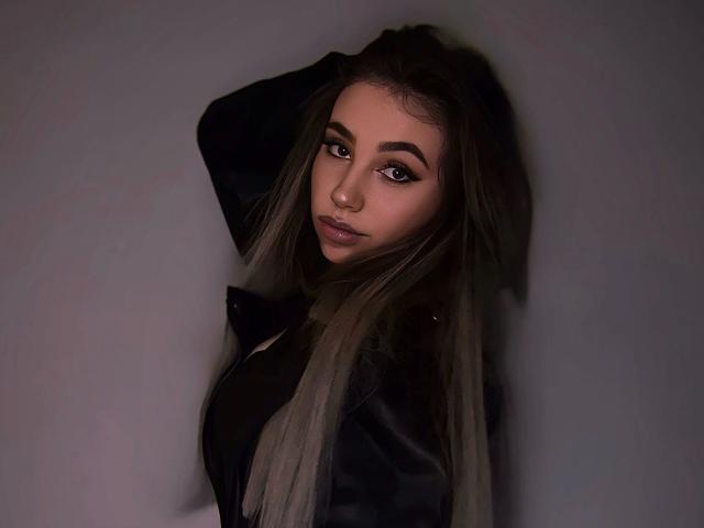 LilyLiebe-hot - Live sex cam - 28518143