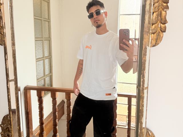 Jaden69 - Sexe cam en vivo - 28518545