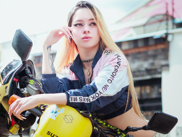 MiaValentine - Sexe cam en vivo - 28521359