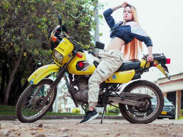 MiaValentine - Live sex cam - 28521368