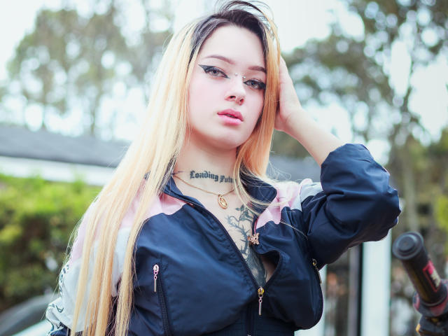 MiaValentine - ライブポルノ&amp;セックスカム - 28521389