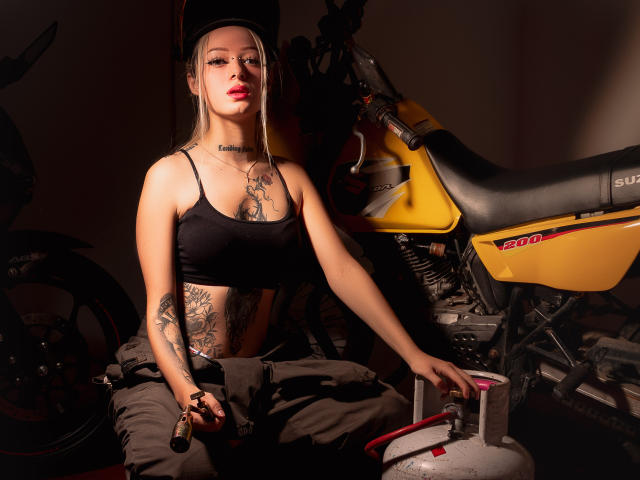 MiaValentine - Sexe cam en vivo - 28521428