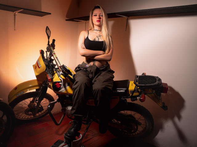 MiaValentine - Sexe cam en vivo - 28521521