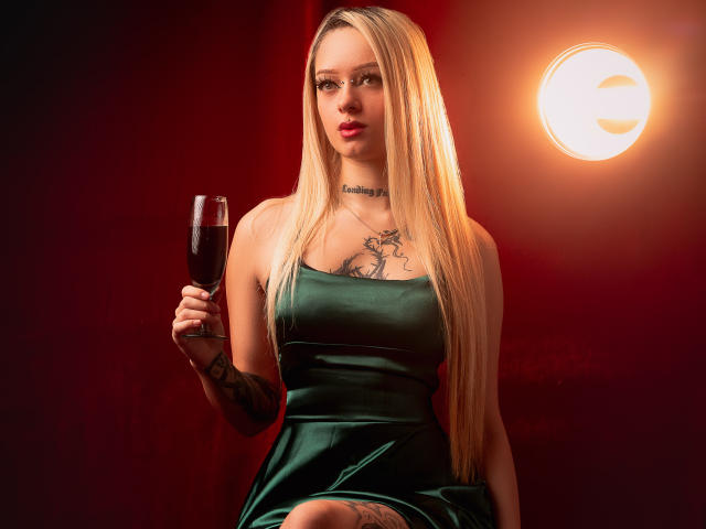 MiaValentine - Live porn &amp; sex cam - 28521656