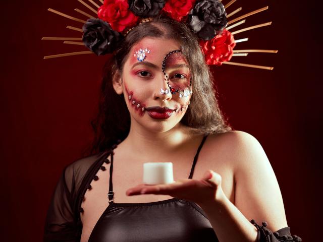 VanessaClose - Live porn &amp; sex cam - 28522586