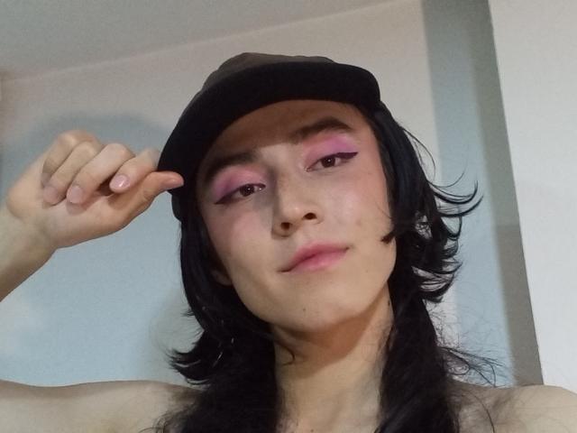 EllieCherry - Live Sex Cam - 28524758