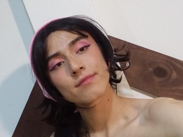 EllieCherry - Live porn &amp; sex cam - 28524776