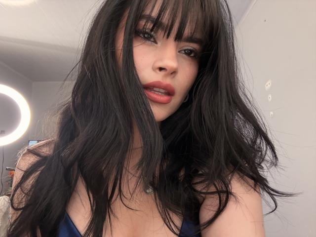 ClariceMontclair - Live sex cam - 28525337