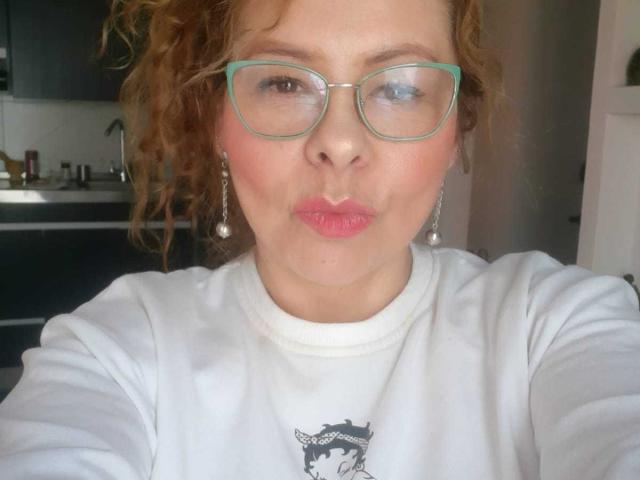 MiaAmoretti - Sexe cam en vivo - 28525463