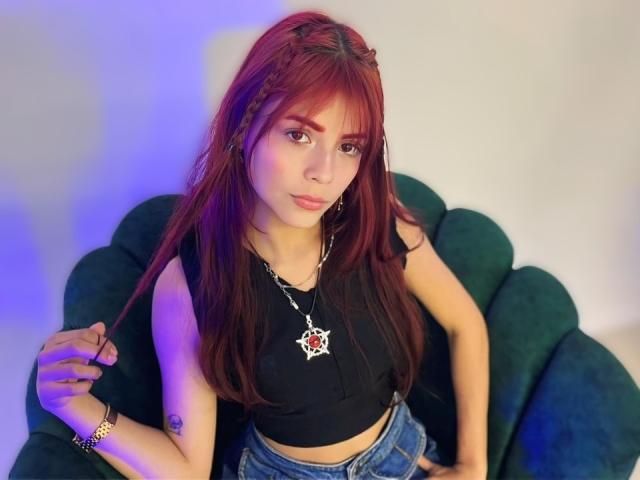 VioletteRoselle - Live Sex Cam - 28526099