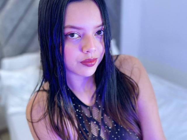 ViolettaRouse - Live sexe cam - 28528676